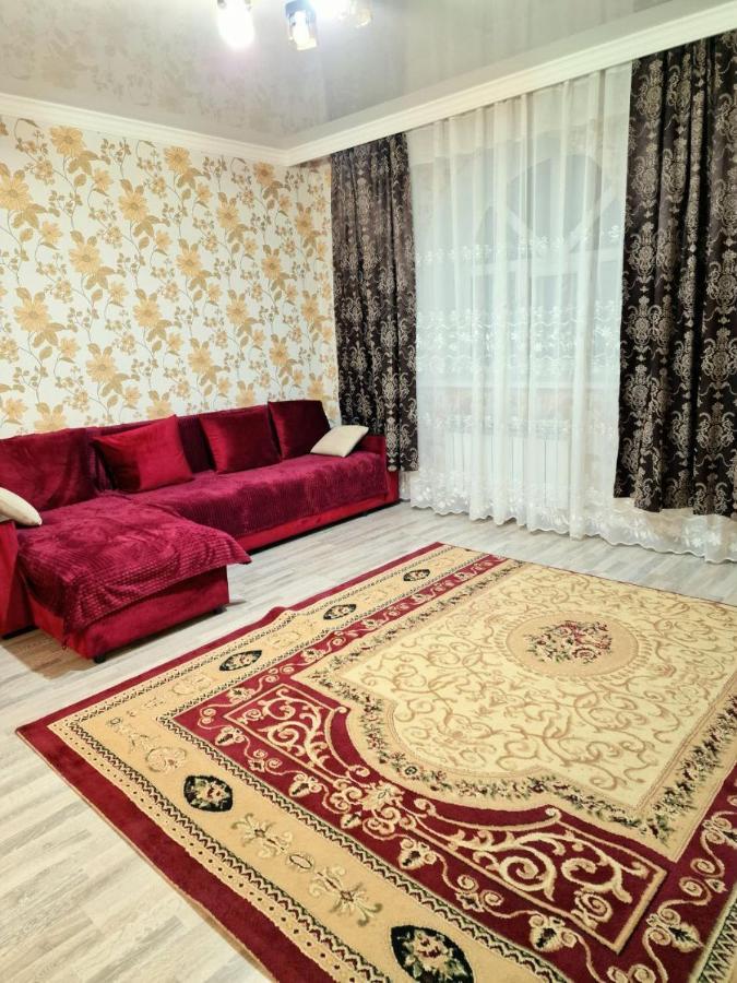 Уютная Квартира Комфорт Класса74 阿斯坦纳 外观 照片